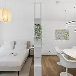 Apartament 2 Unique In The Historic Center By Betterstay Straubing