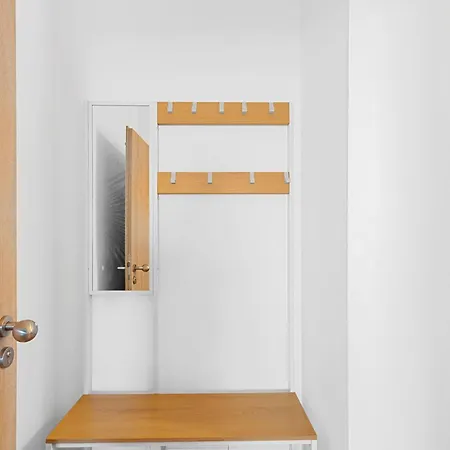 Betterstay For 6 People I 97m2 I Netflix I Kitchen Apartment Straubing