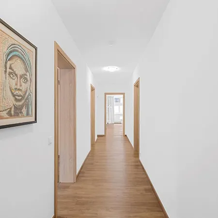 Apartment Betterstay For 6 People I 97m2 I Netflix I Kitchen *