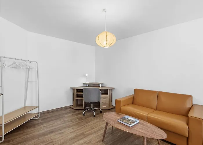 Betterstay For 6 People I 97m2 I Netflix I Kitchen