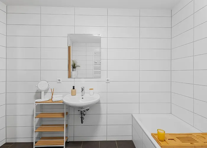 Betterstay For 6 People I 97m2 I Netflix I Kitchen Appartamento Straubing